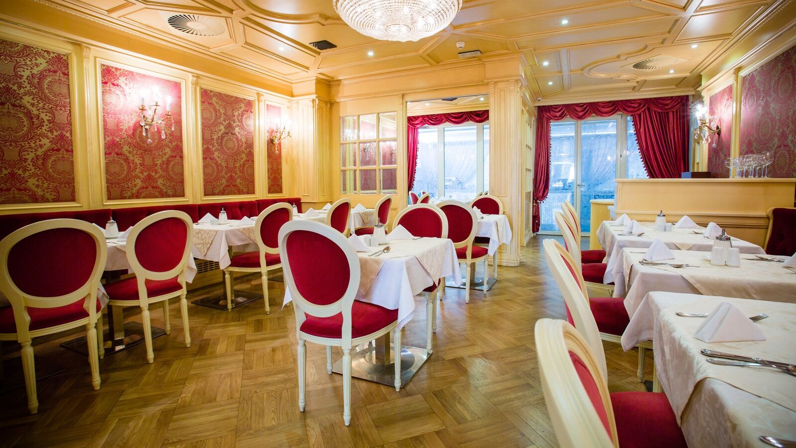 Luxury Family Hotel Royal Palace Praga Udogodnienia zdjęcie Restaurant interior